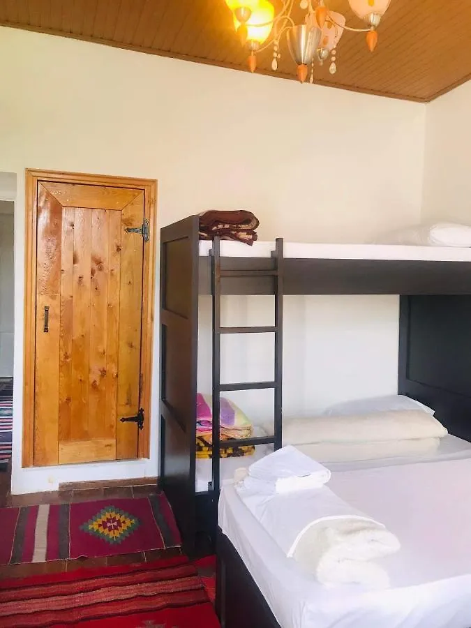 Flora'S Guesthouse 'The Fir Gate' Gjirokastër Albania