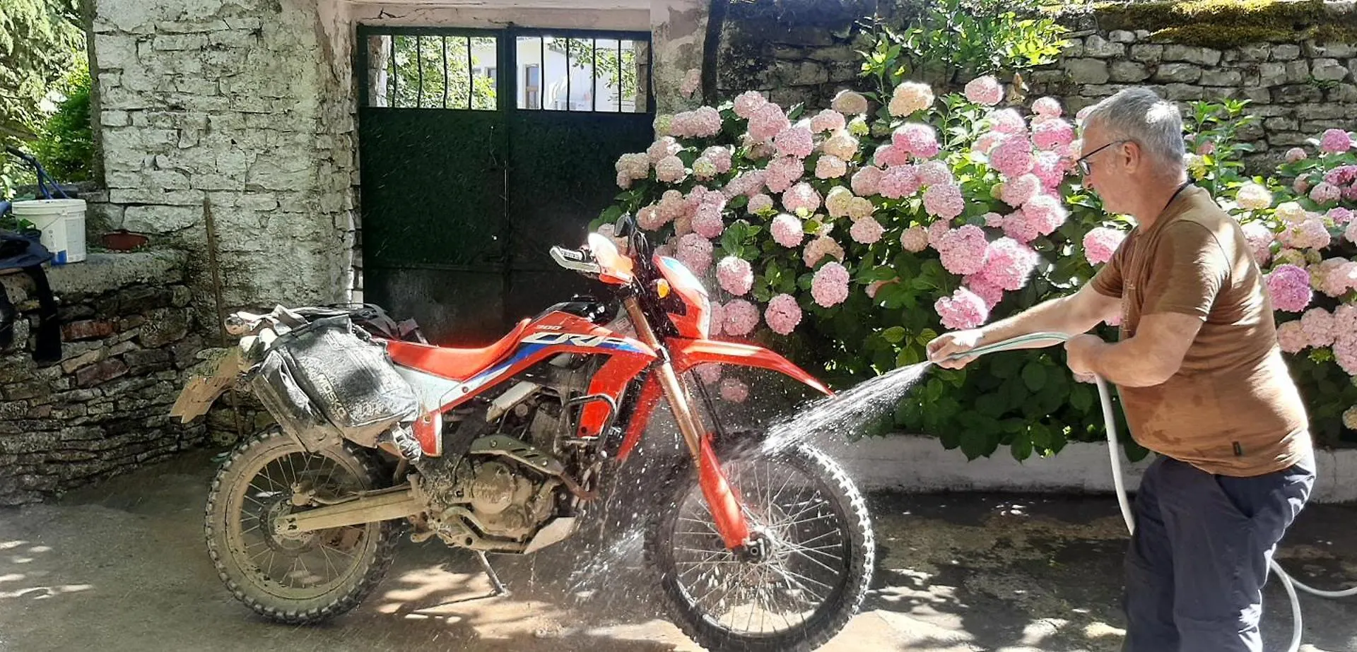 Flora'S Guesthouse 'The Fir Gate' Gjirokastër 阿尔巴尼亚