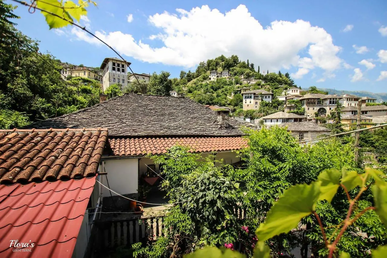 Flora'S Guesthouse 'The Fir Gate' Gjirokastër Penzion